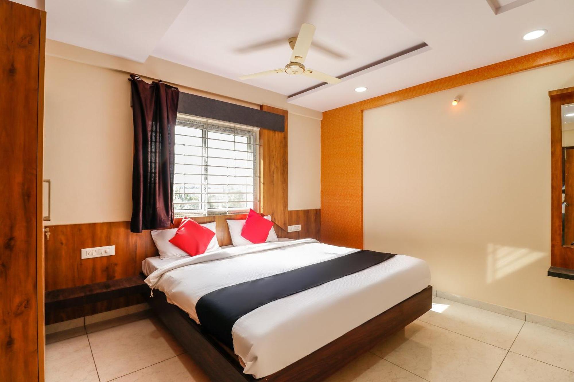 מלון Yelahanka Capital O N R Residency מראה חיצוני תמונה